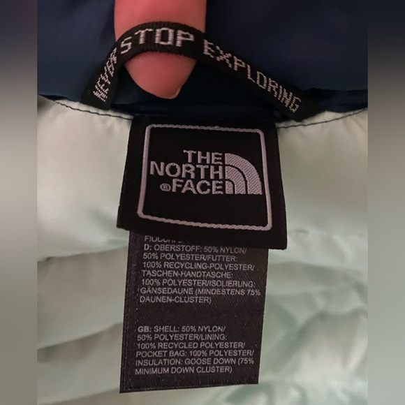 🎉🧚‍♀️ NWT The North Face stylish gorgeous women’s down jacket. - Picture 2 of 8